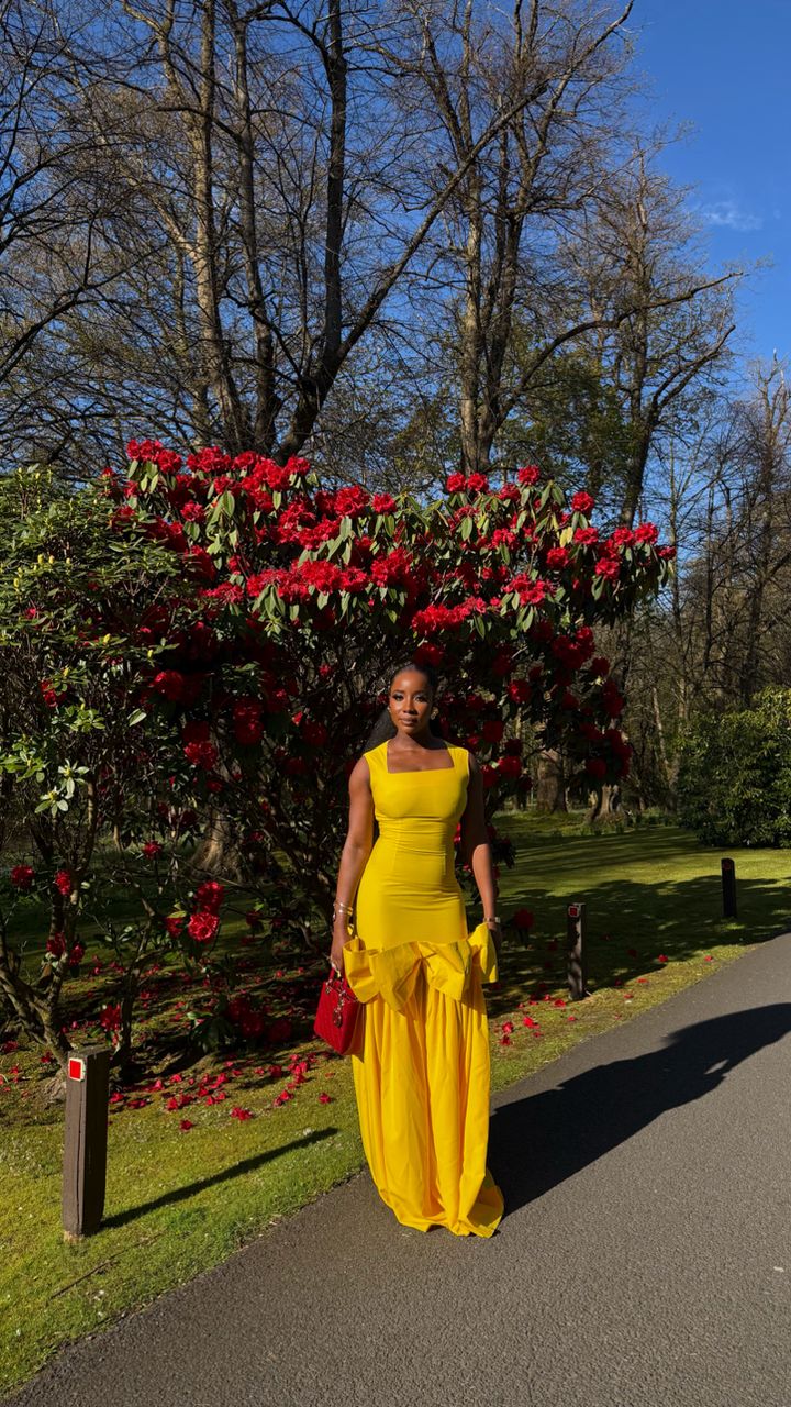 Khothane sleeveless